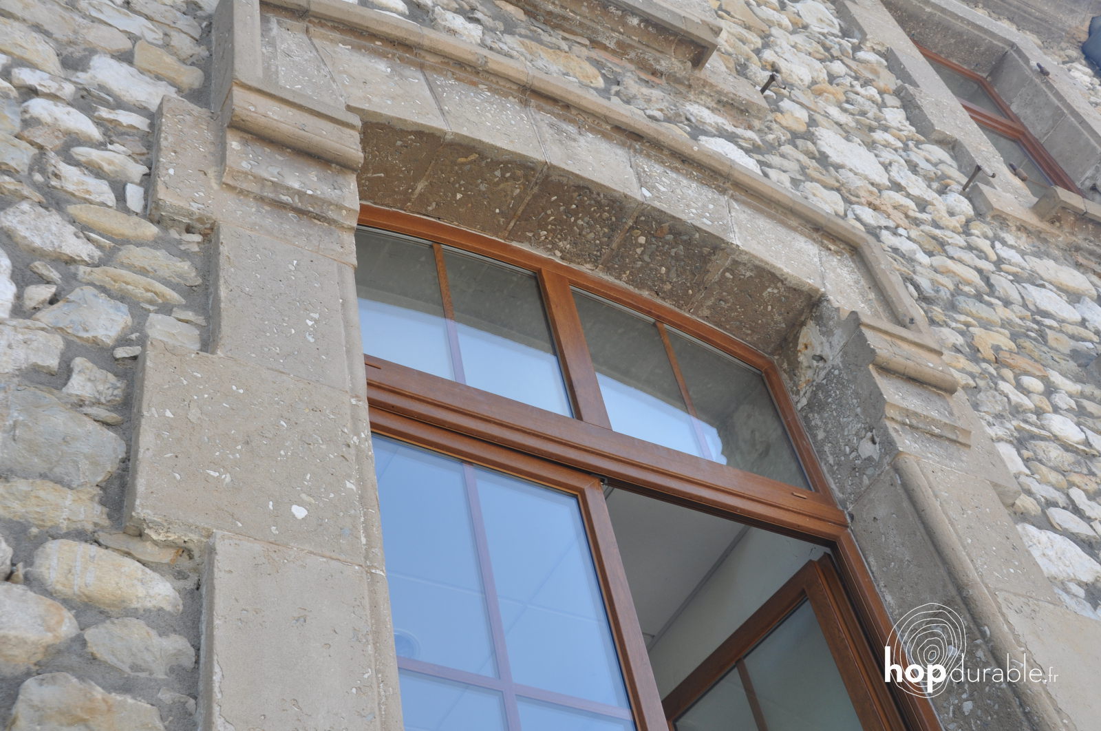 Encadrement de fenêtre en ciment prompt  | HopDurable